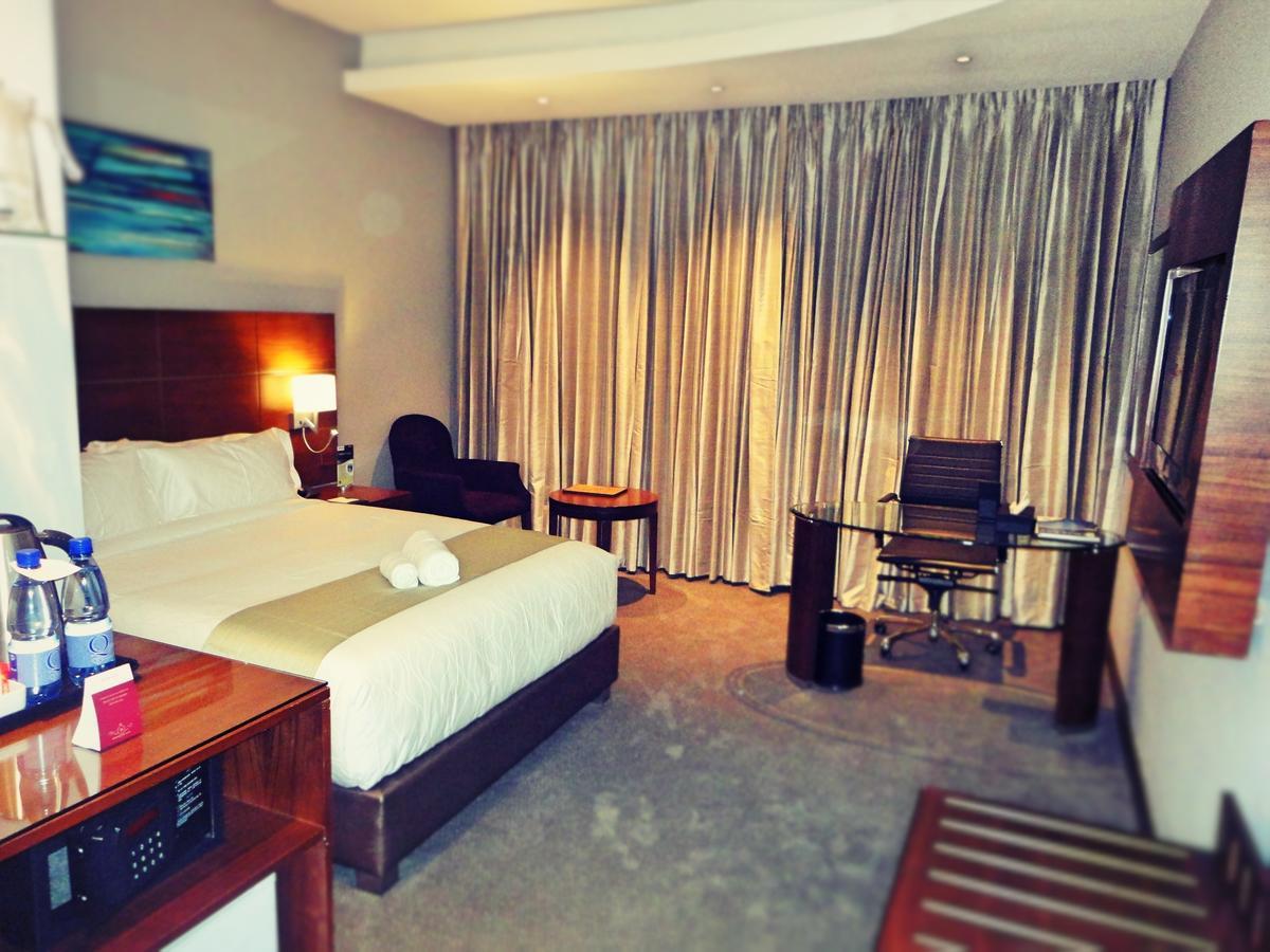 The Grand Palace Hotel Singine Rum bild